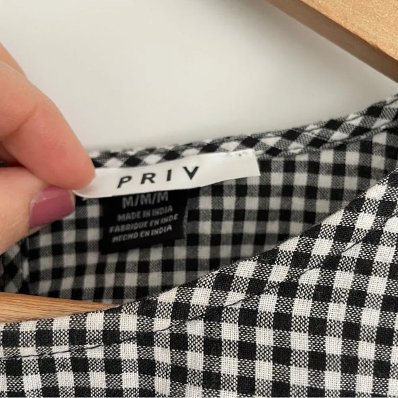NWOT PRIV black & white cotton gingham blouse with flare sleeves M - Picture 4 of 6